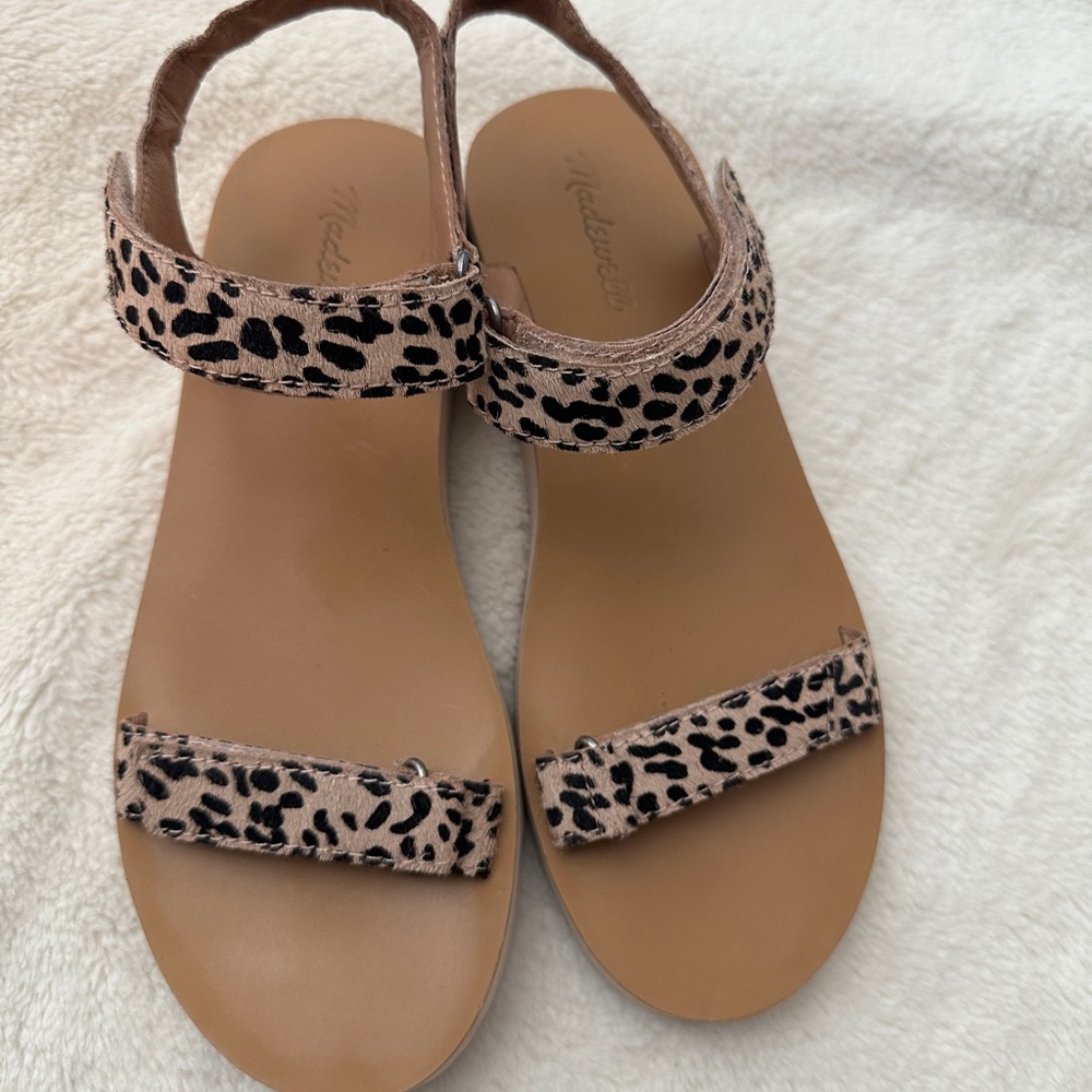 Madewell the Maggie sandal in spotted calf hair - Picture 5 of 6